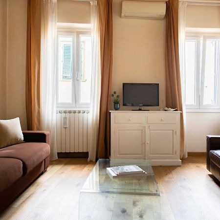 Modern, Bright Near Boboli Gardens & Santo Spirito - Homeunity 佛罗伦萨 外观 照片