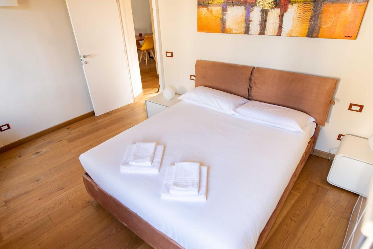 Modern, Bright Near Boboli Gardens & Santo Spirito - Homeunity 佛罗伦萨 外观 照片